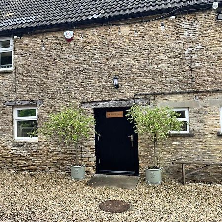 Trouble House Hotell Tetbury Exteriör bild